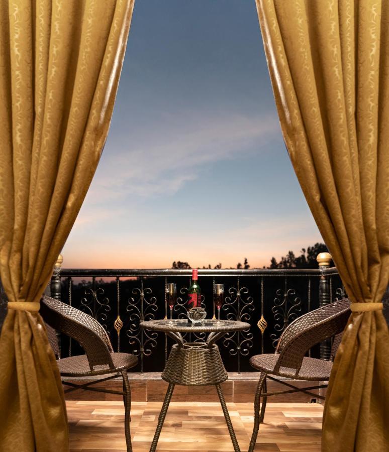 Shivanya Palace Mahabaleshwar Bagian luar foto