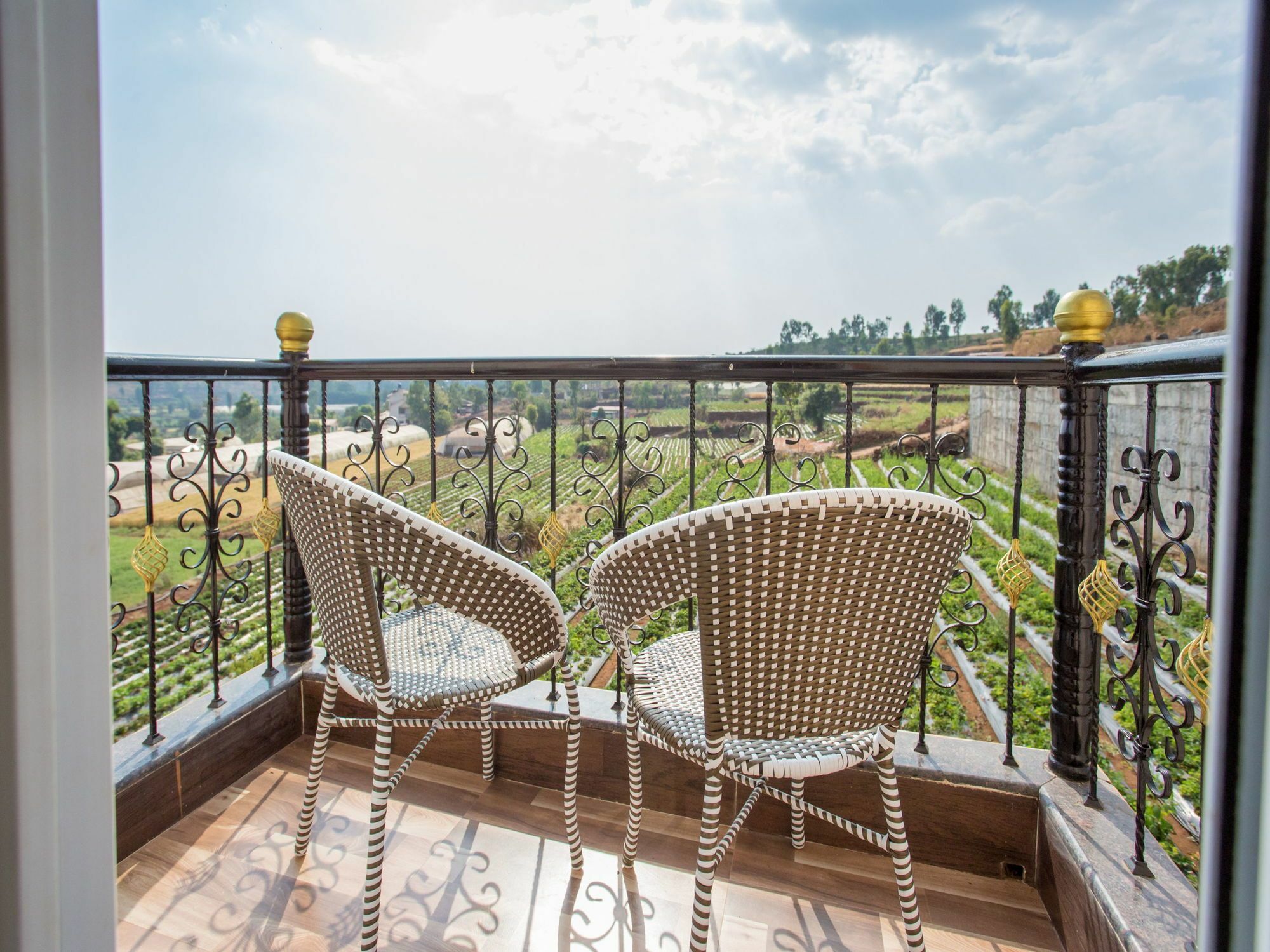 Shivanya Palace Mahabaleshwar Bagian luar foto